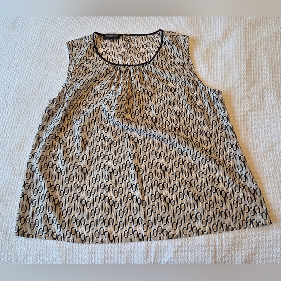 Jones New York Woman Sleeveless Blouse 16W Black Beige Geometric Chain Print - Picture 3 of 7